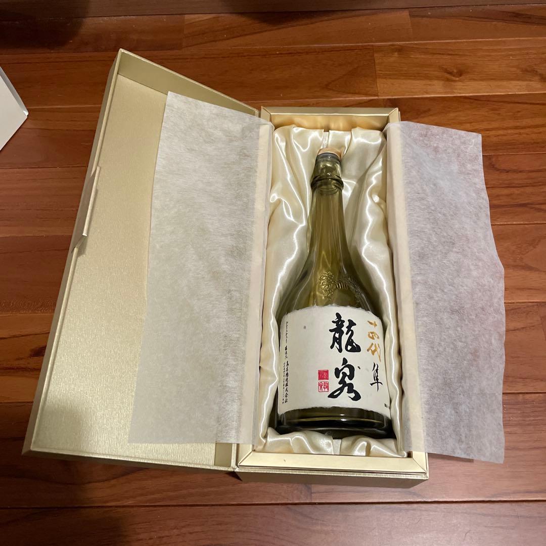 14代龍泉隼空瓶