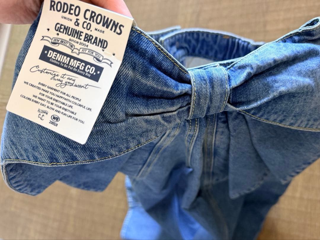 週末限定　可愛いリボン付きワイドレッグ大人気のデニムRODEO CROWNS新品