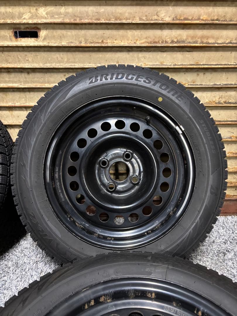 ブリザック VRX2 スタッドレス 鉄ホイール 175/65R15 2022年