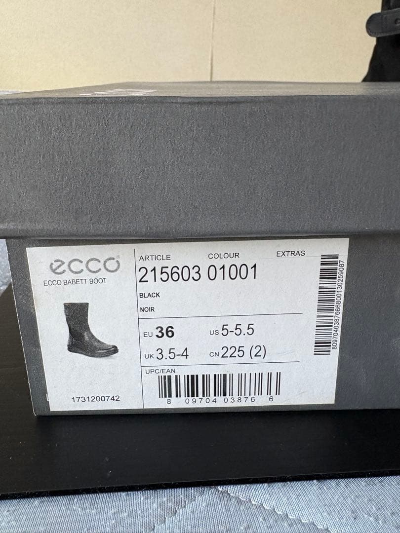 Eccoレディースゴアテックスブーツ　22.5cm