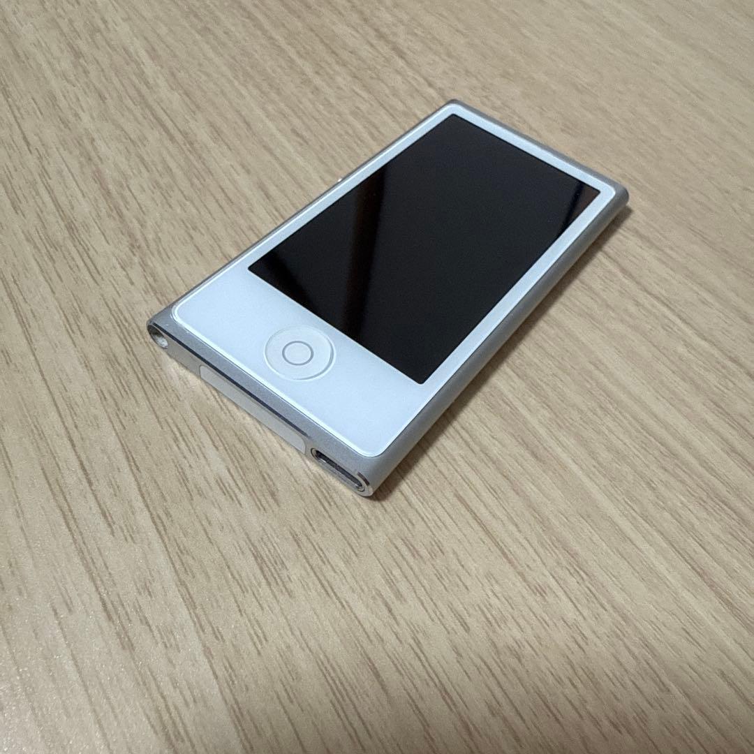 iPod nano A1446 16GB シルバー 第7世代