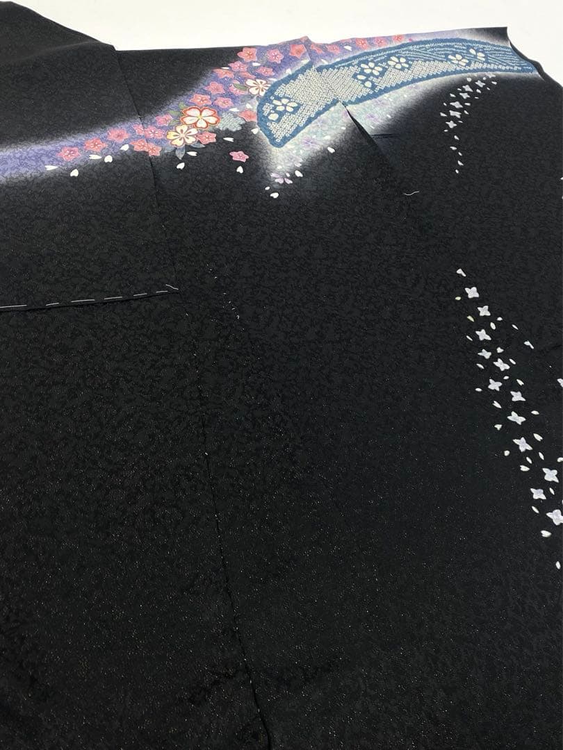 振袖 仮絵羽 金通し 刺繍 金駒 金彩 紋意匠 正絹 未仕立て品 八掛付き