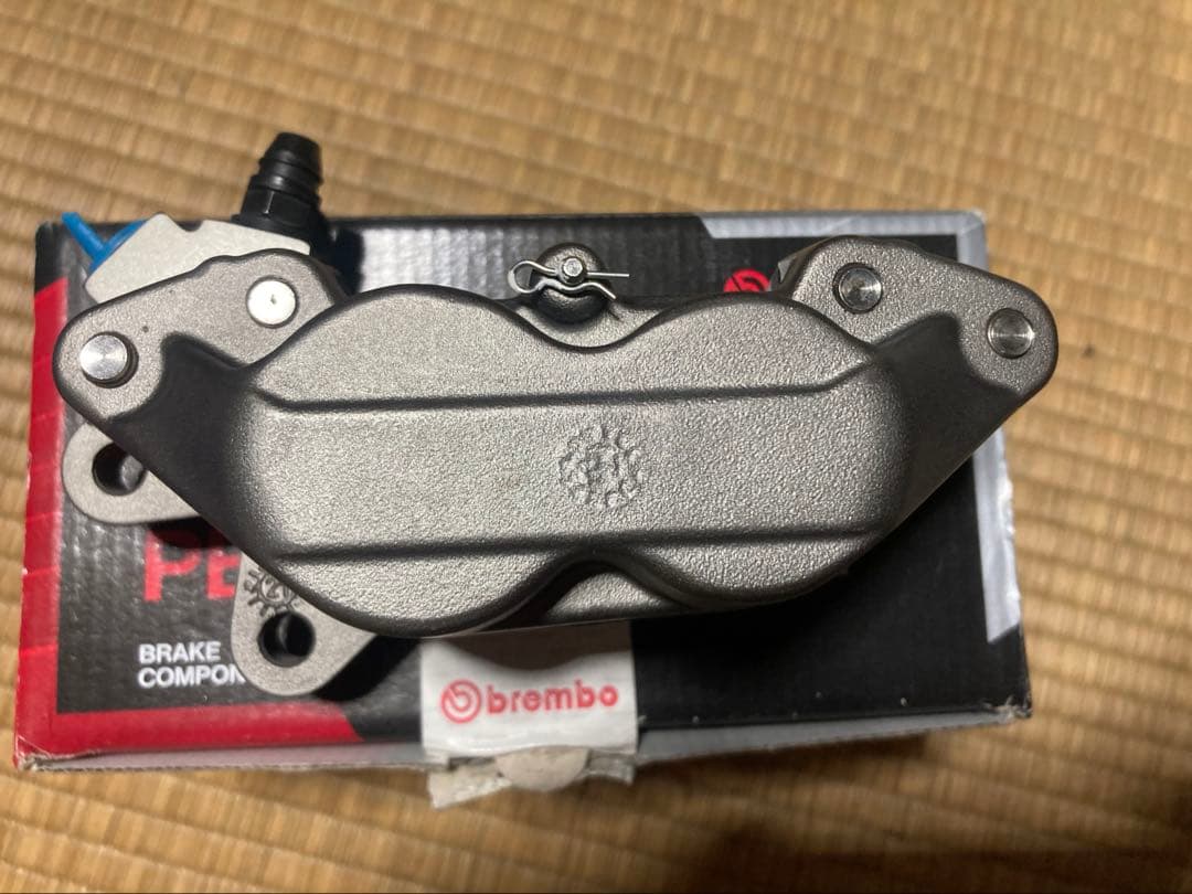 カートップ bremboキャリパー その他付属品