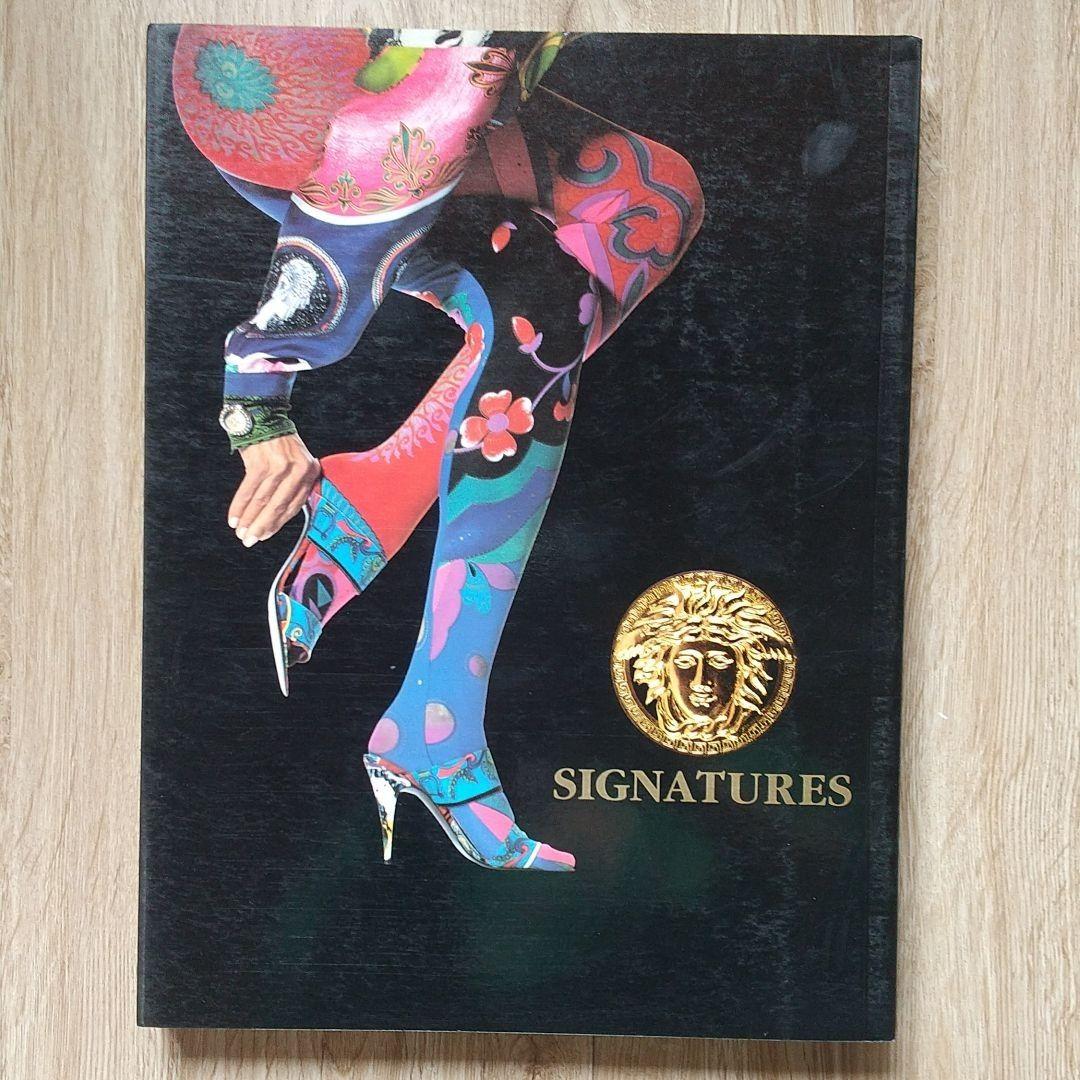 希少品 VERSACE ヴェルサーチ 写真集 SIGNATURES