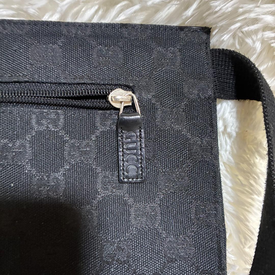 GUCCI ウエストポーチ ボディバッグ GG柄 キャンバス ブラック