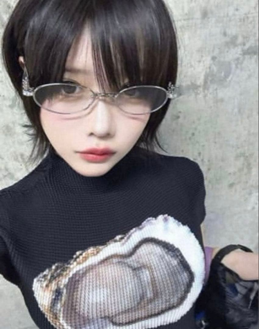 musubore プリーツプリントトップス オイスター 牡蠣　あのちゃん