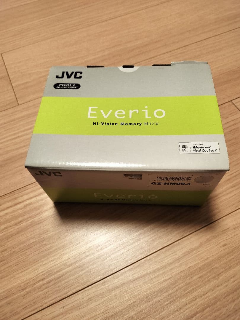 JVC ビデオカメラEverio GZ-HM99 シルバー