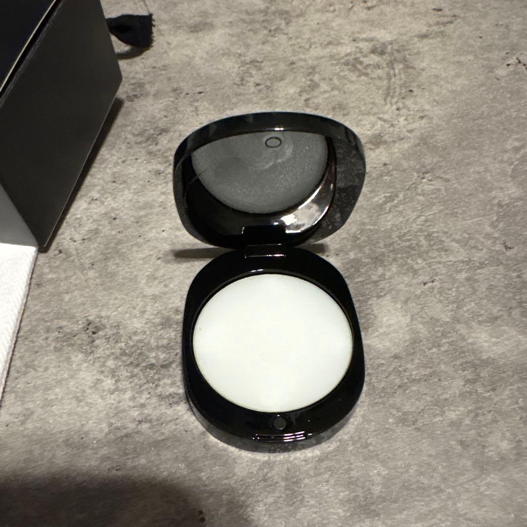 《練り香水》Diptyque L'Eau Papier リッドパフューム