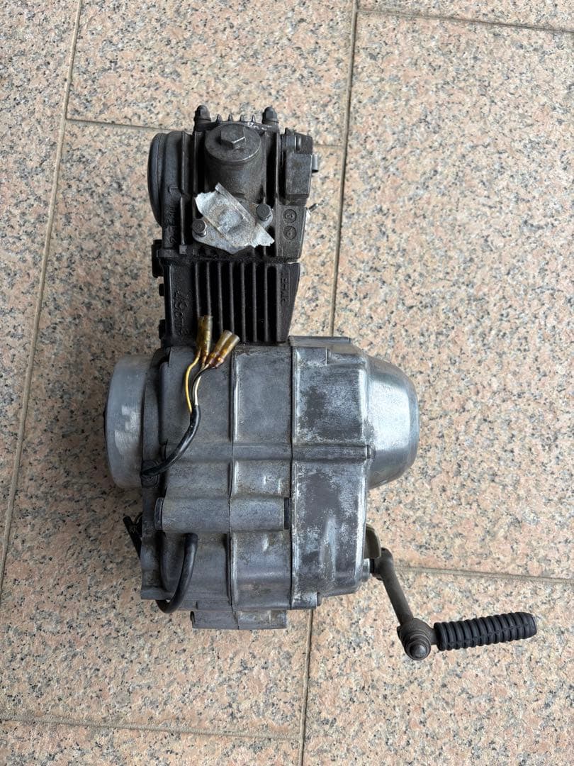 シャリー6v エンジン　ギボシ　初期型　国産　純正品　モンキー　ダックス　浮文字