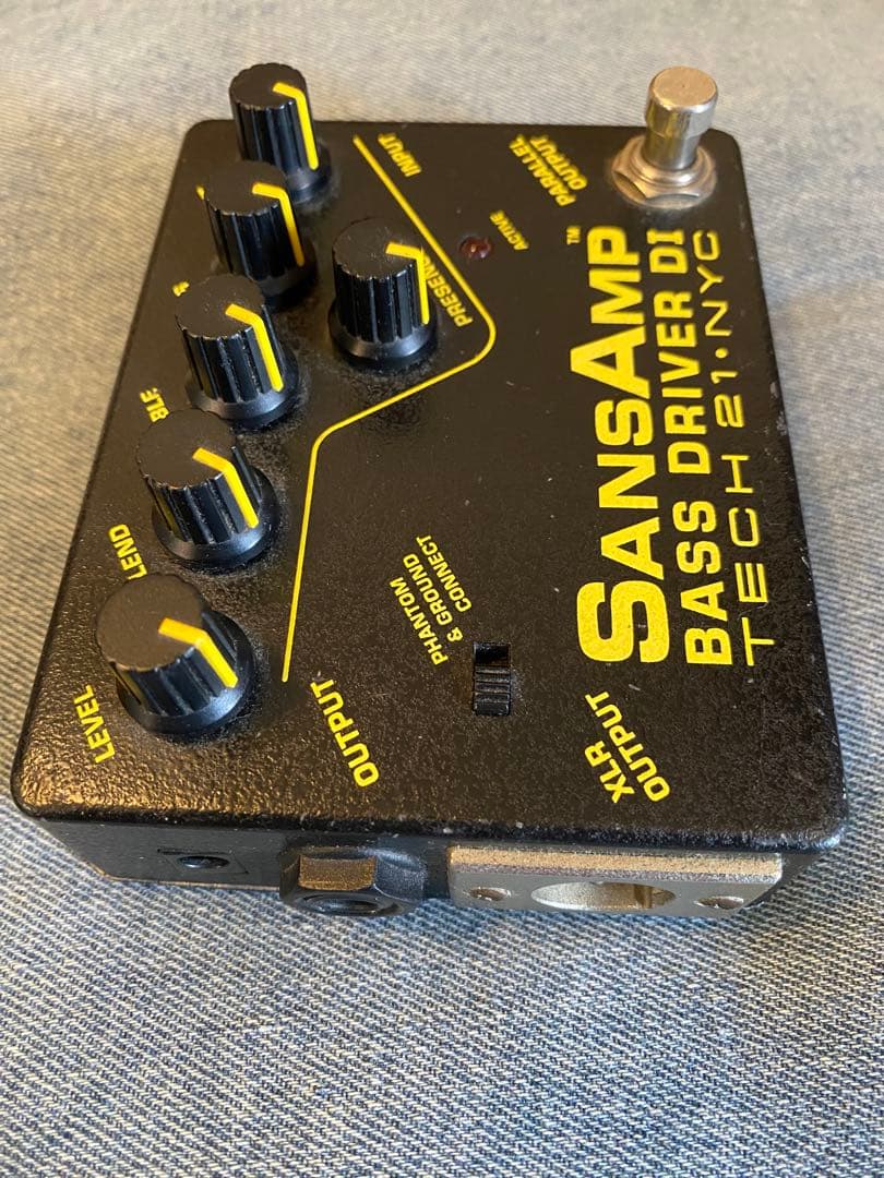 Tech 21 SansAmp Bass D DI サンズアンプ