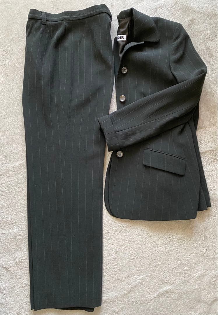 特価❤︎パンツスーツ ❤︎JIL SANDER❤︎墨黒x茶系ストライプ ダブル袖