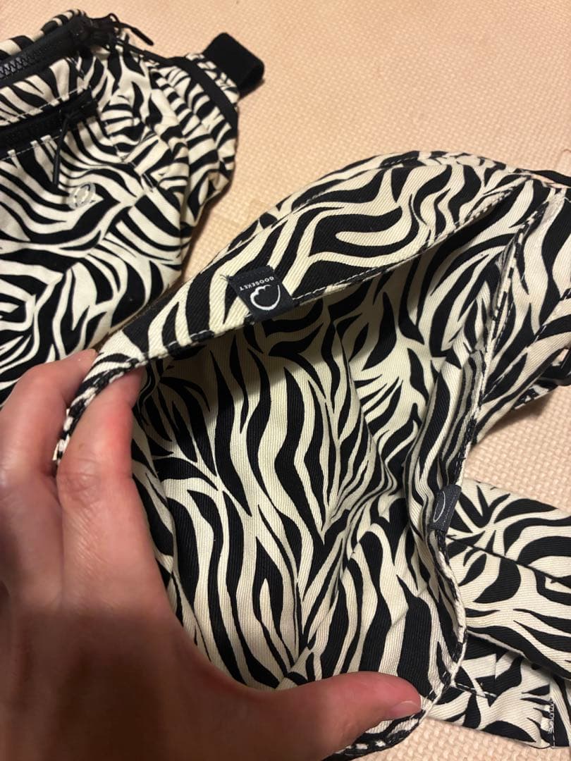 KET　グスケット　365　抱っこ紐　Plus　ゼブラ