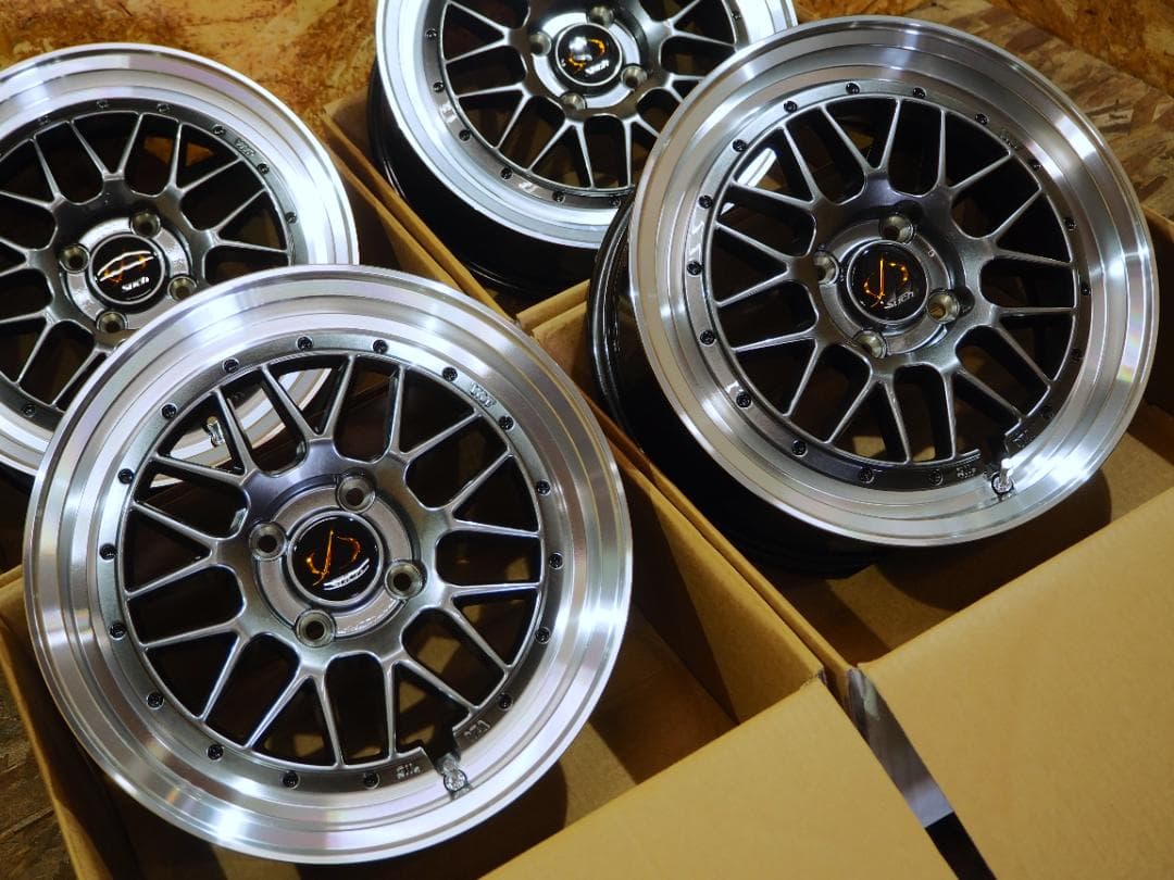 シュティッヒ メッシュ RM 深リム6.5J 軽トラ軽四カスタム コンパクトカー