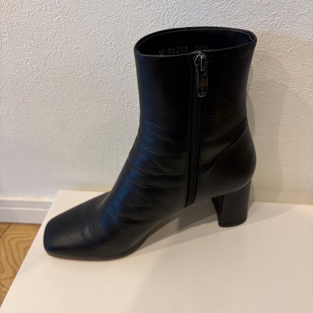 DIANA スクエアトゥショートブーツ　ブラック 24.5cm ヒール6.5cm
