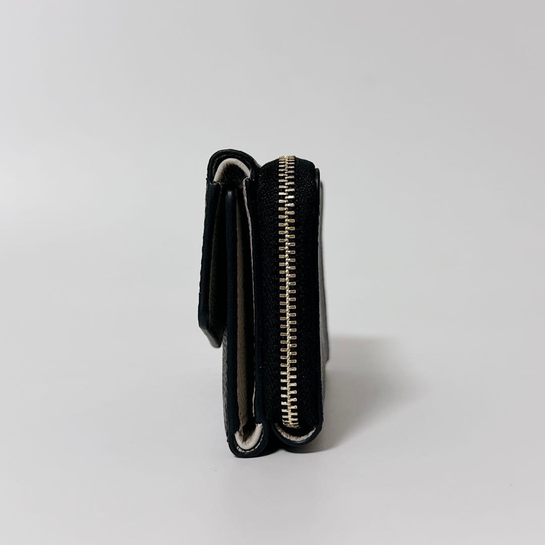 【未使用級・箱付き】agnes b 三つ折り財布　レザー　ブラック　メタルロゴ