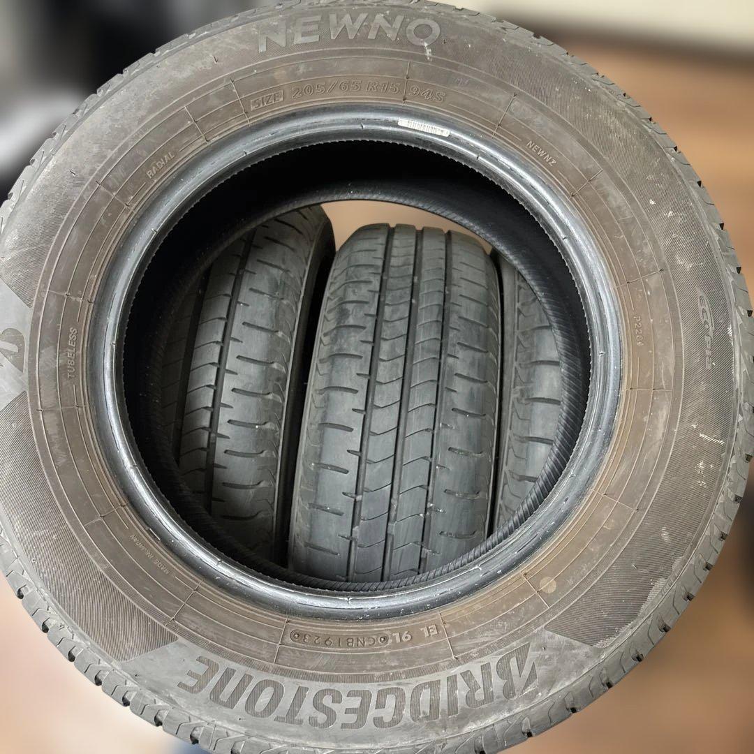 美品2023年製205/65R15(94S)ブリヂストン製エコピアNEWNO