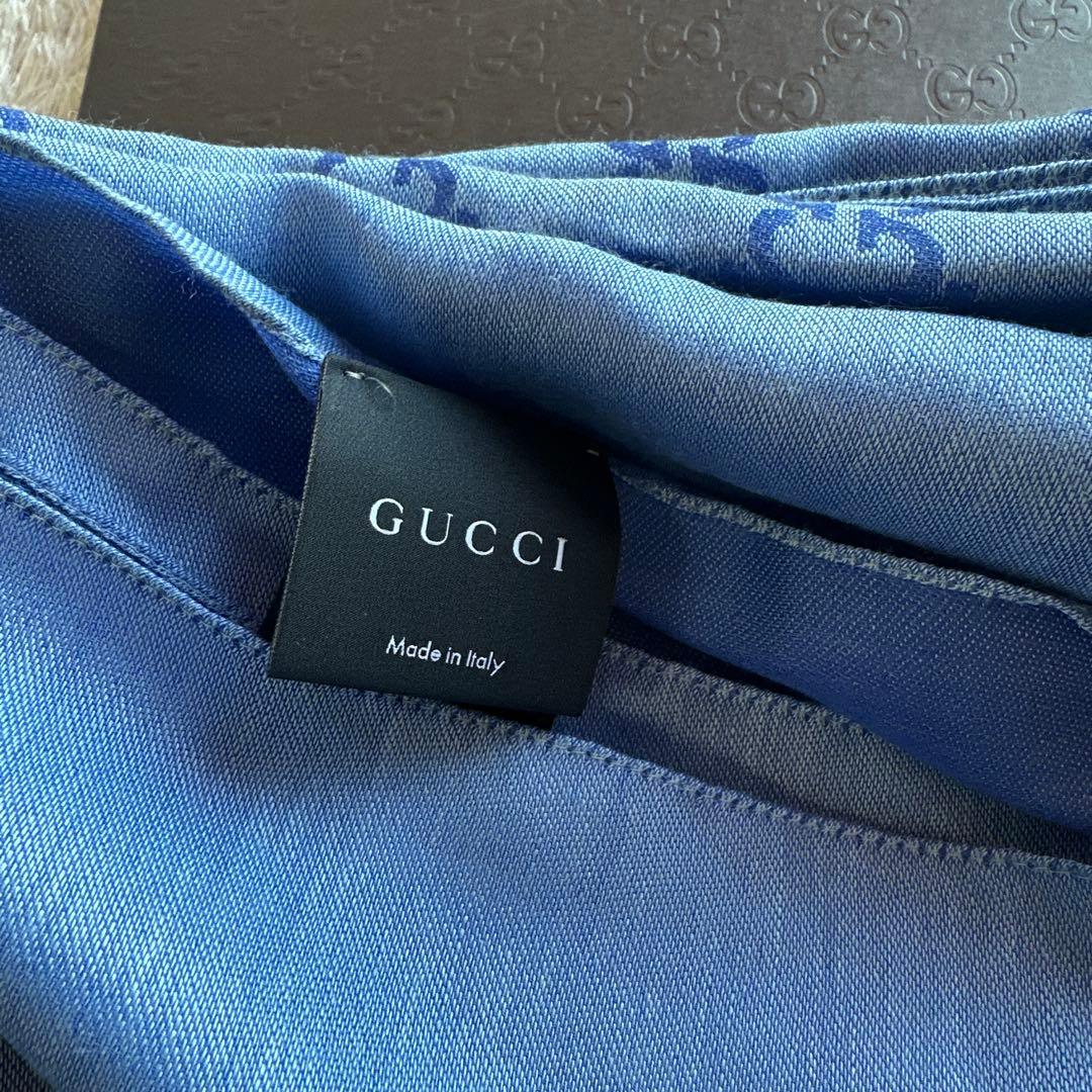 美品　GUCCI GGロゴストール ブルー 70x200cm ユニセックス