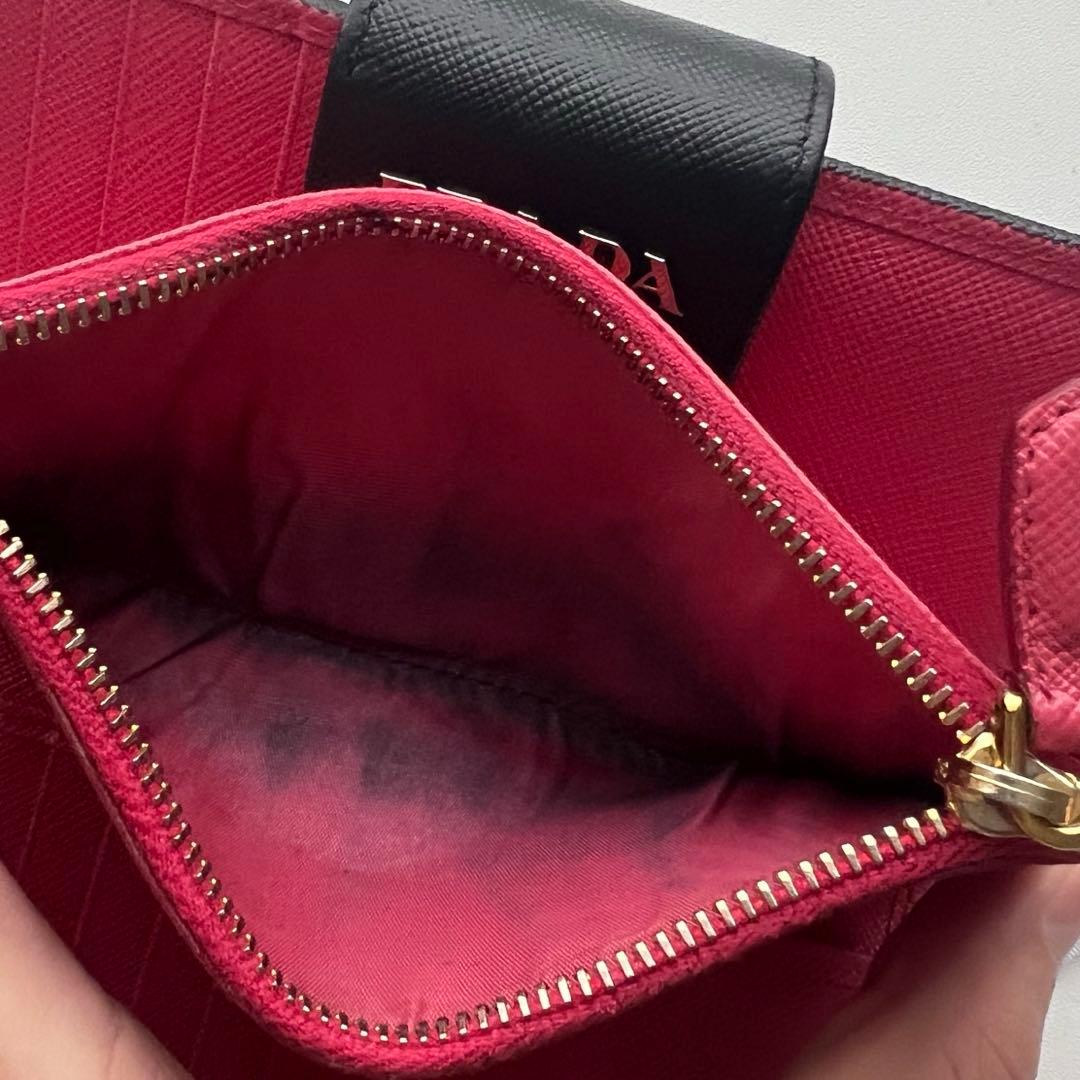 257 美品 PRADA プラダ 2つ折り財布