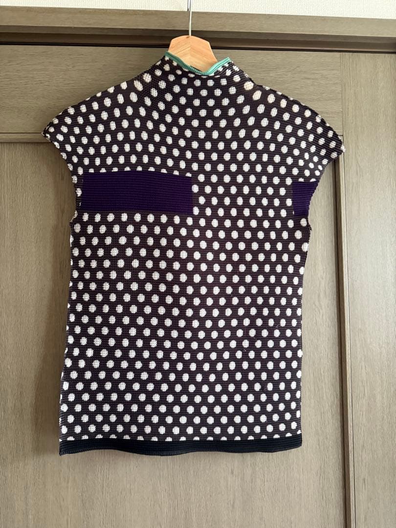 値下げ中！！me ISSEY MIYAKE ドット柄