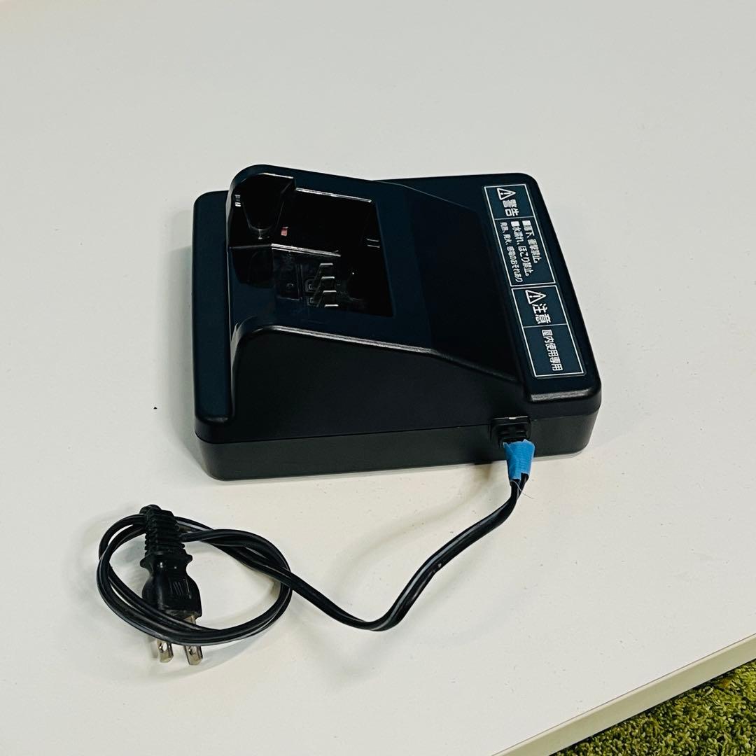 パナソニック　電動アシスト自転車用急速充電器　NKJ074Z 動作品