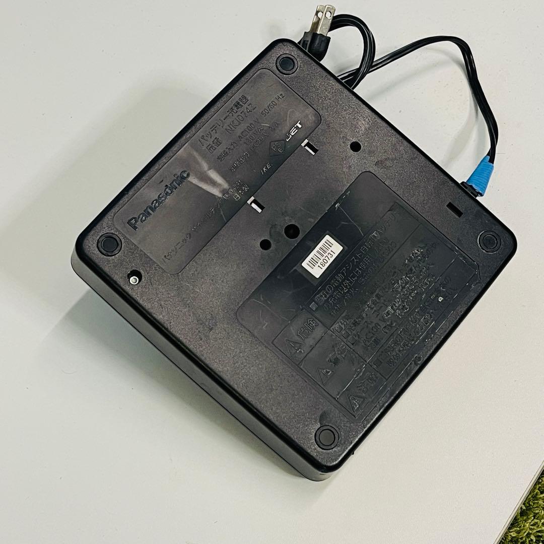 パナソニック　電動アシスト自転車用急速充電器　NKJ074Z 動作品