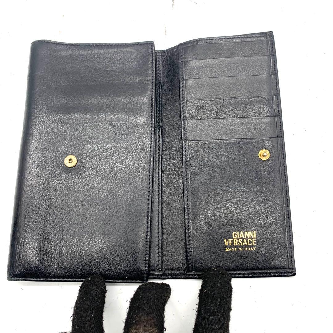 ジャンニ・ヴェルサーチ メドゥーサロゴ ブラックレザー長財布