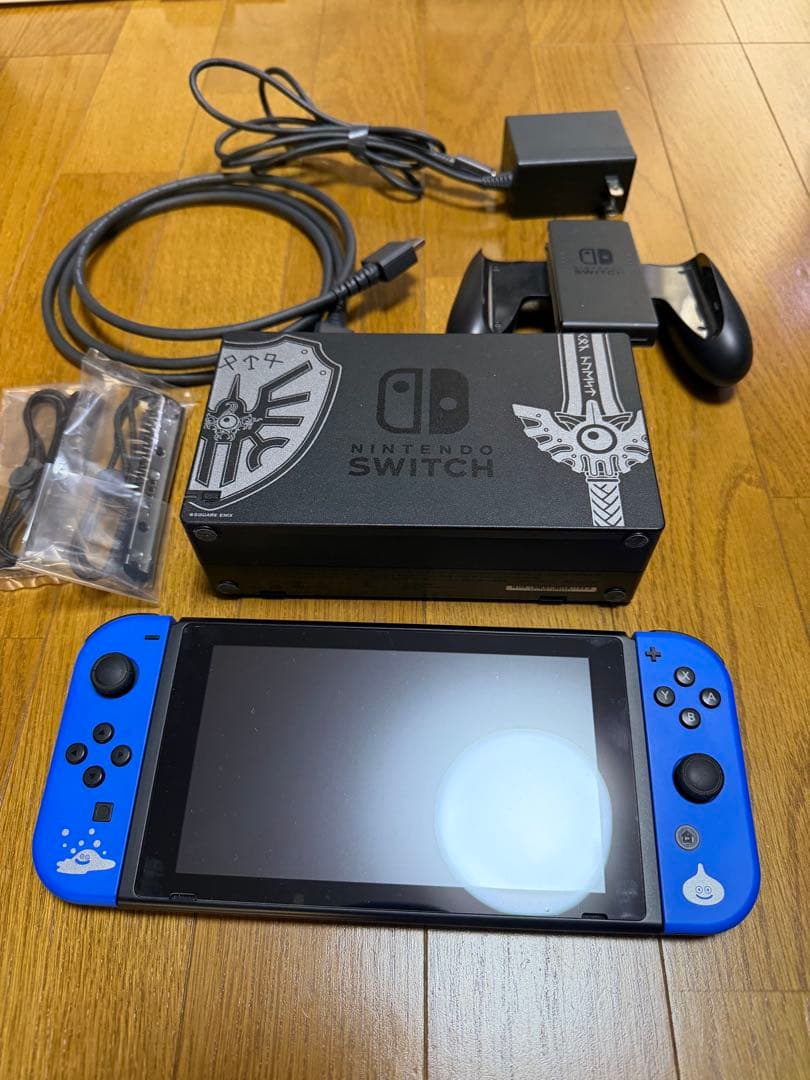 Nintendo Switch本体【ドラクエⅪエディション】