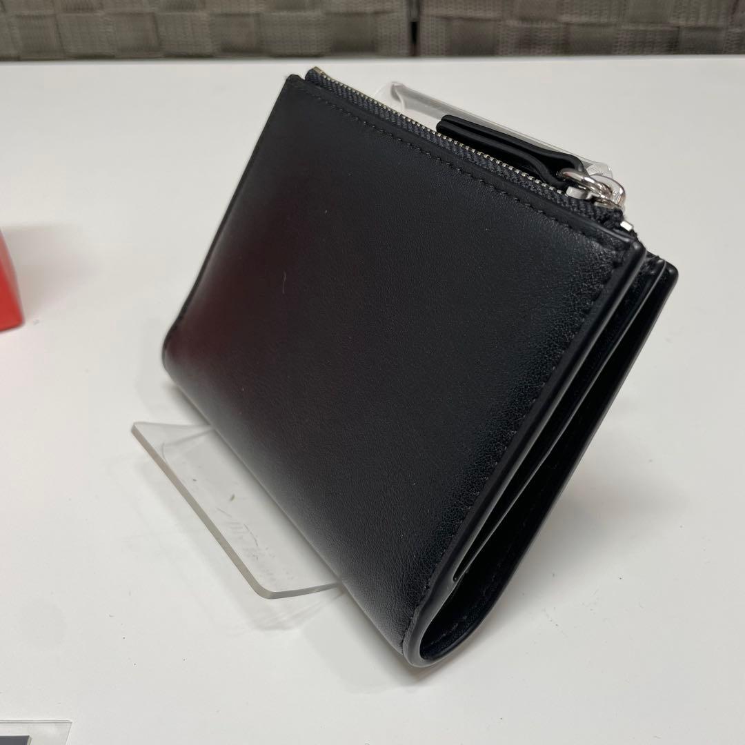 わ*ん様 未使用品　DIESEL 現行　折り財布