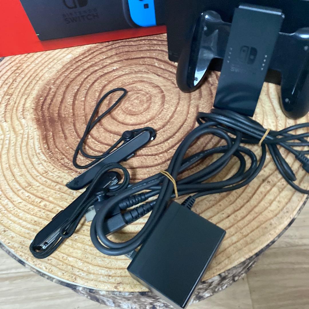 Nintendo Switch ニンテンドースイッチ本体　ネオン ②