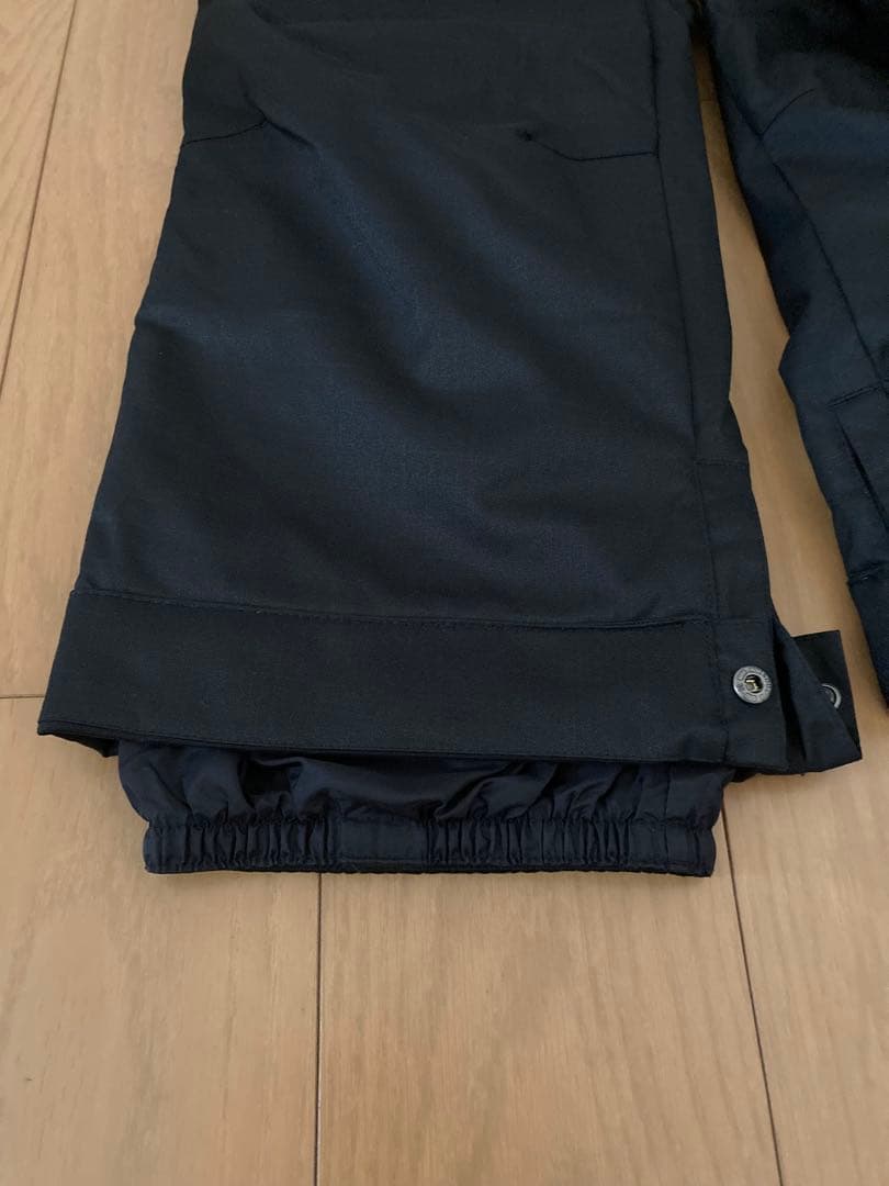 ジュニア　ウェア　パンツBURTON 黒