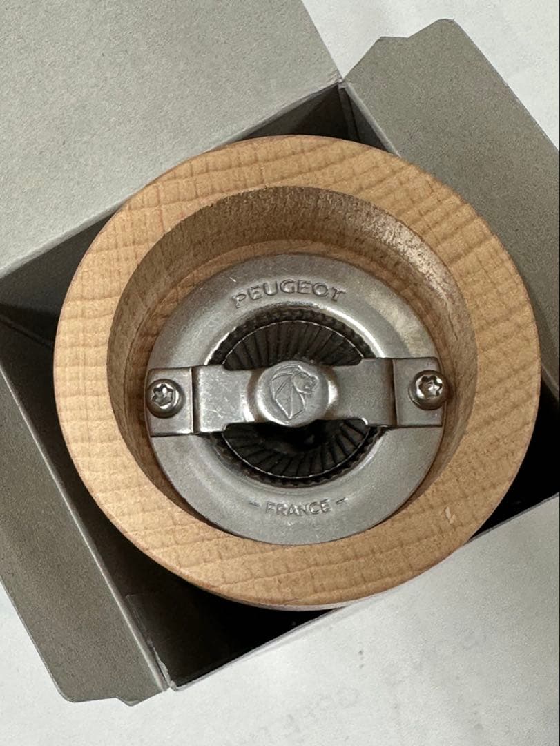 【新品未使用】 PEUGEOT パリ ソルトミル シラキ12cm