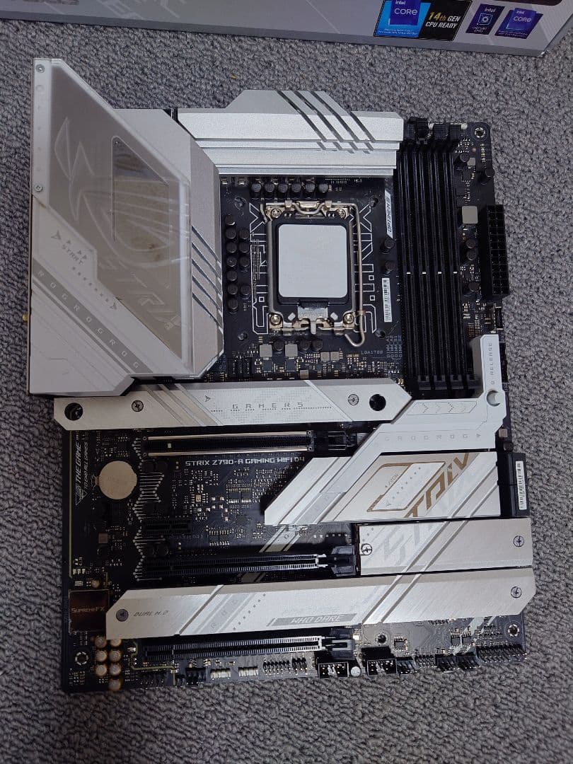 グラフィックボード・グラボ・ビデオカード MSI RTX 4080 16GB AND ASUS Z790 MB SET