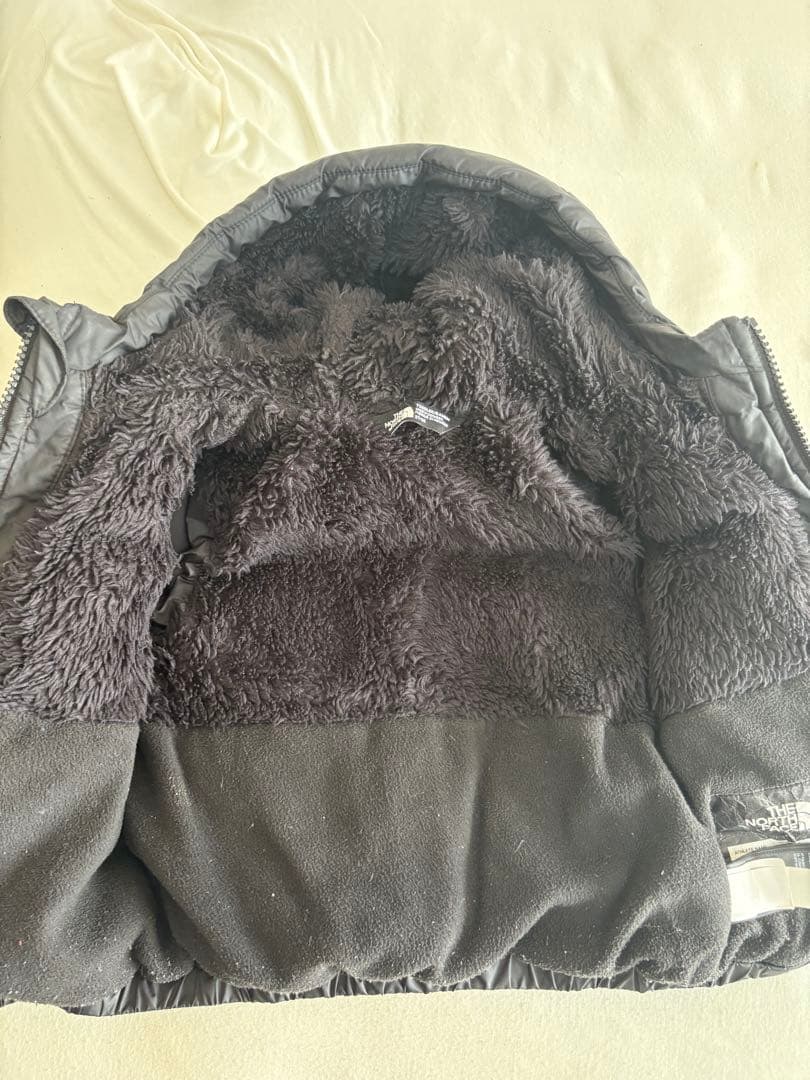 ザノースフェイス　THE NORTHFACE キッズダウン　550 2T 黒