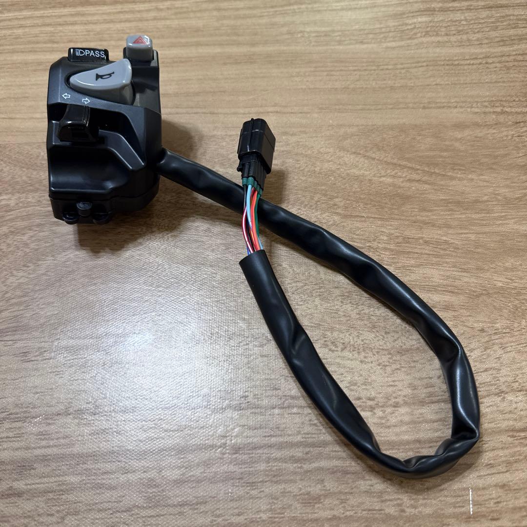 CT125 ハンターカブ用　ハザードスイッチ付き　ハンドルスイッチ