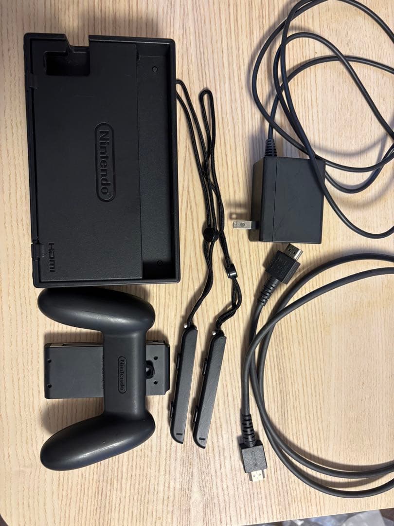 Nintendo Switch 本体 備品完備　ソフト付き
