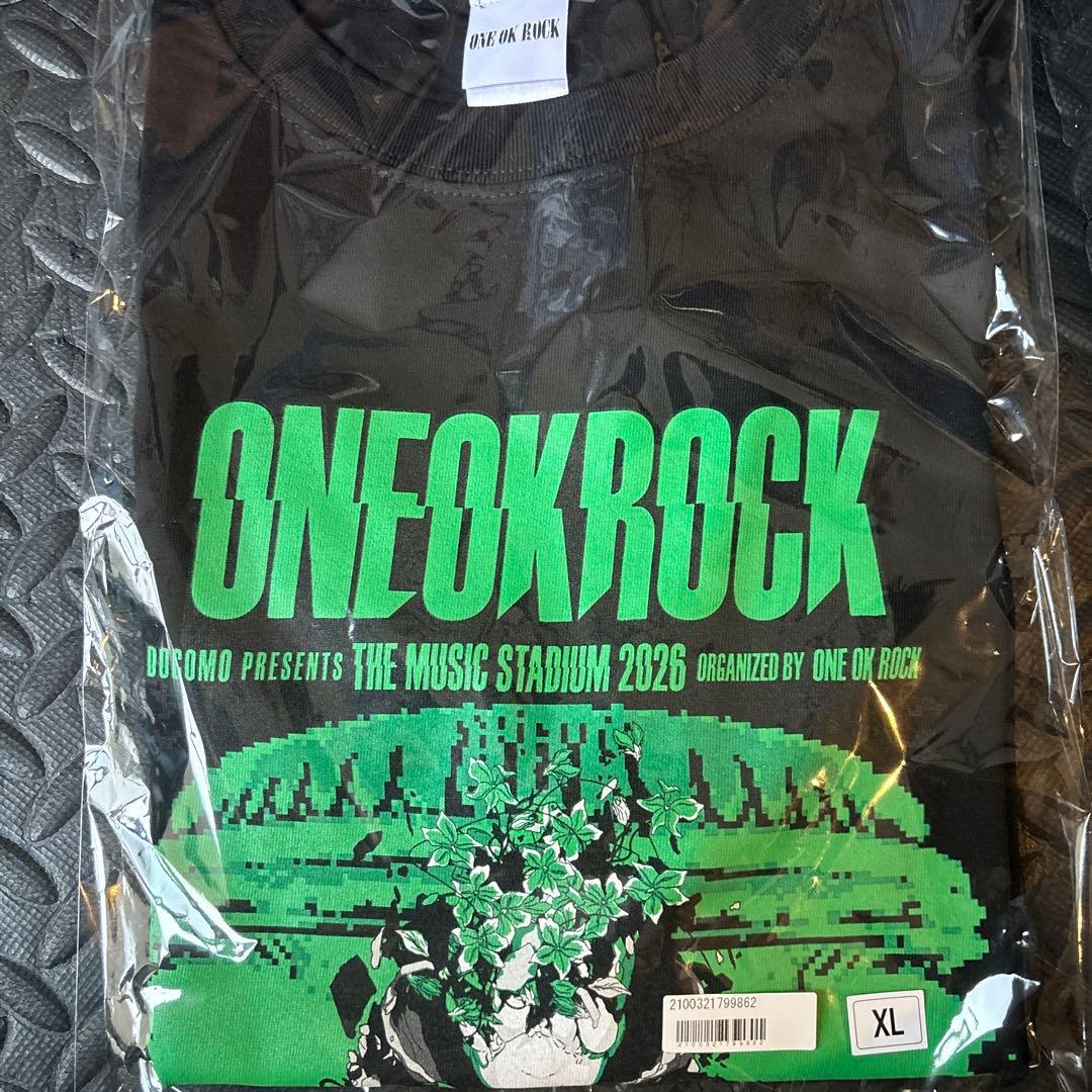 ONE OK ROCK/Tシャツ　XLサイズ