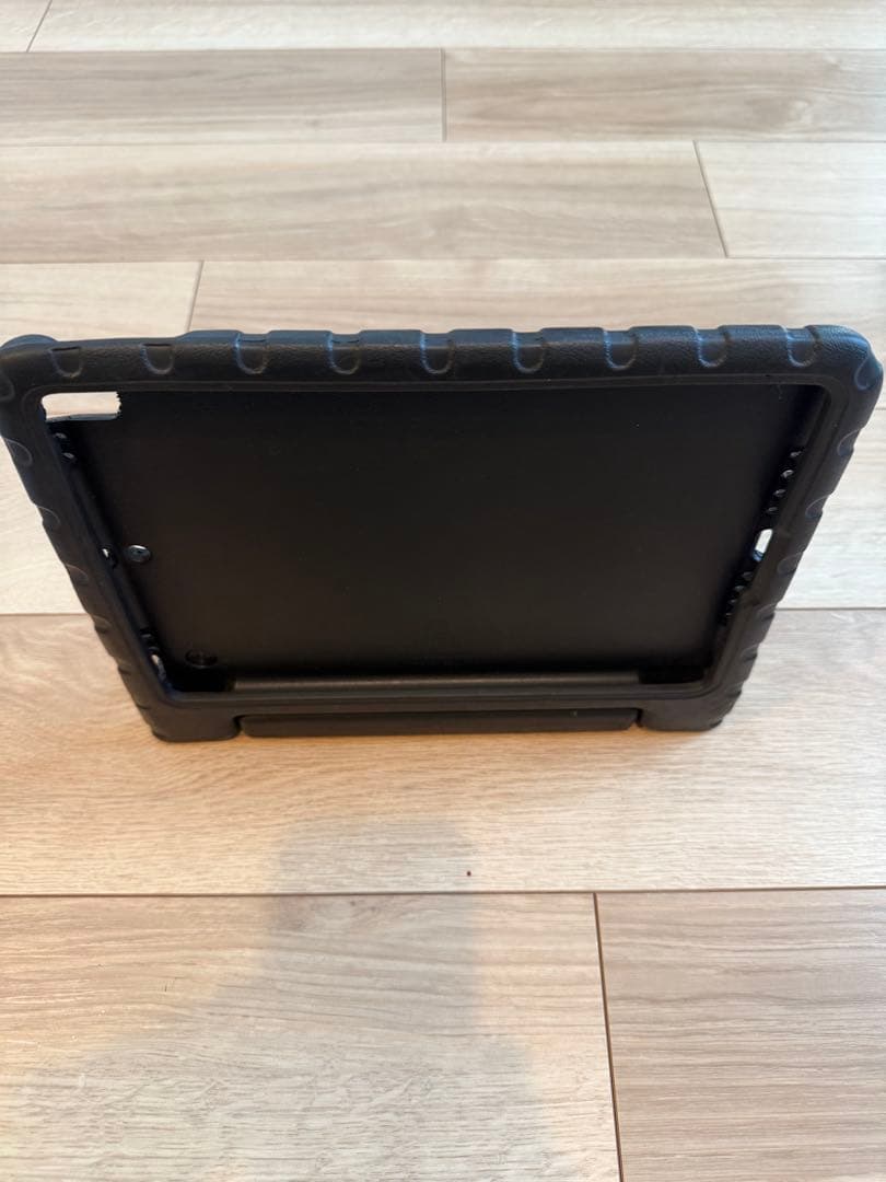 美品 Apple ipad 第8世代 32GB Wi-Fiモデル iPad8