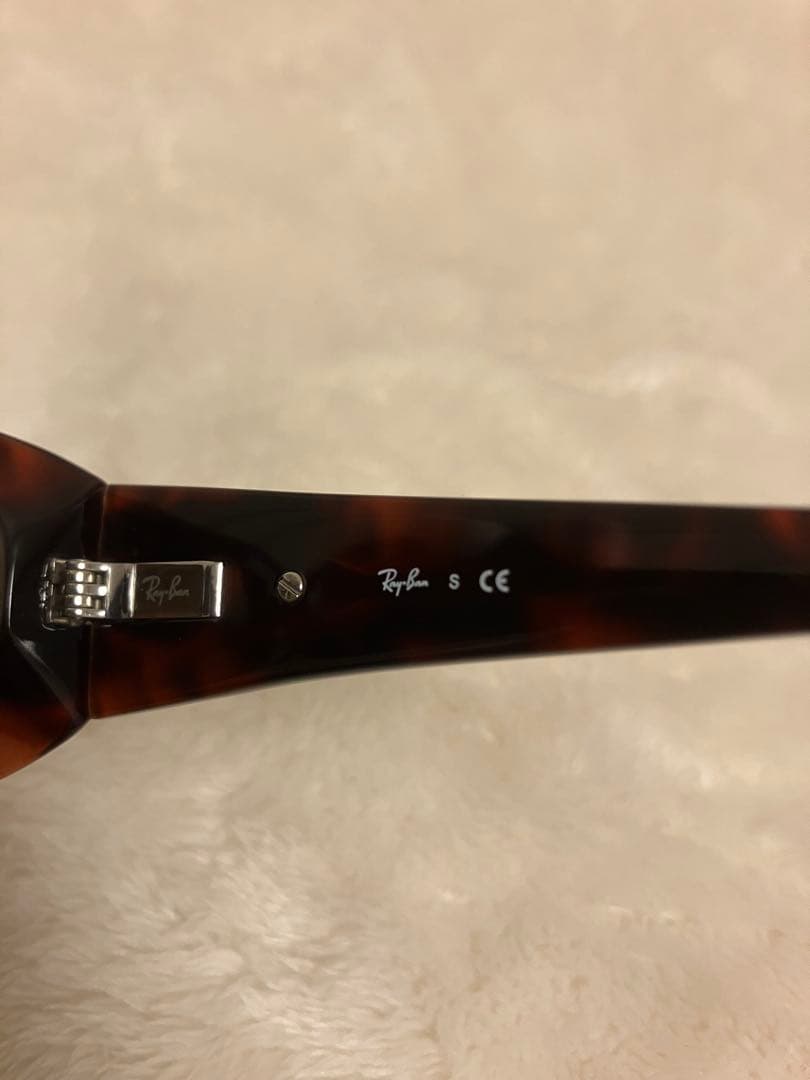 美品！Ray-Ban　レイバンサングラス