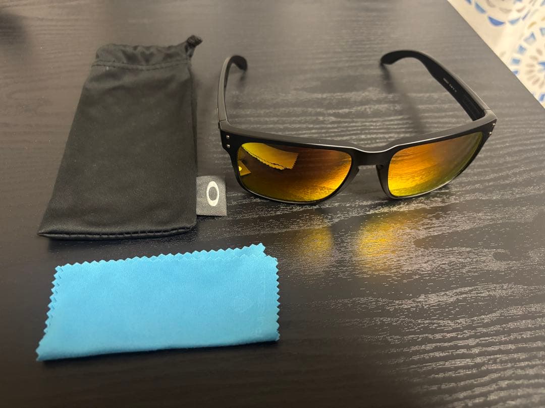ひ*様 OAKLEYオークリーホルブルックPOLARIZEDレンズ