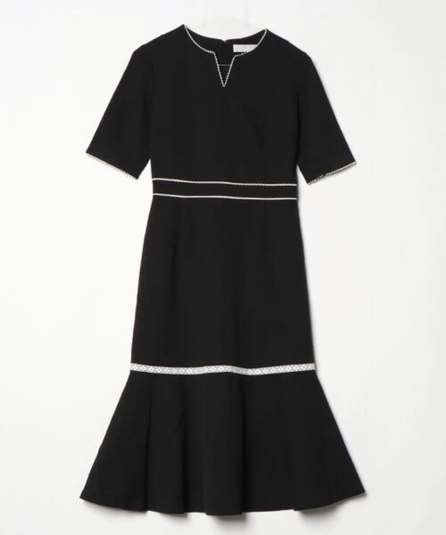 M*K様 定価25300円美品CELFORD レース切替ワンピース 36 黒　石
