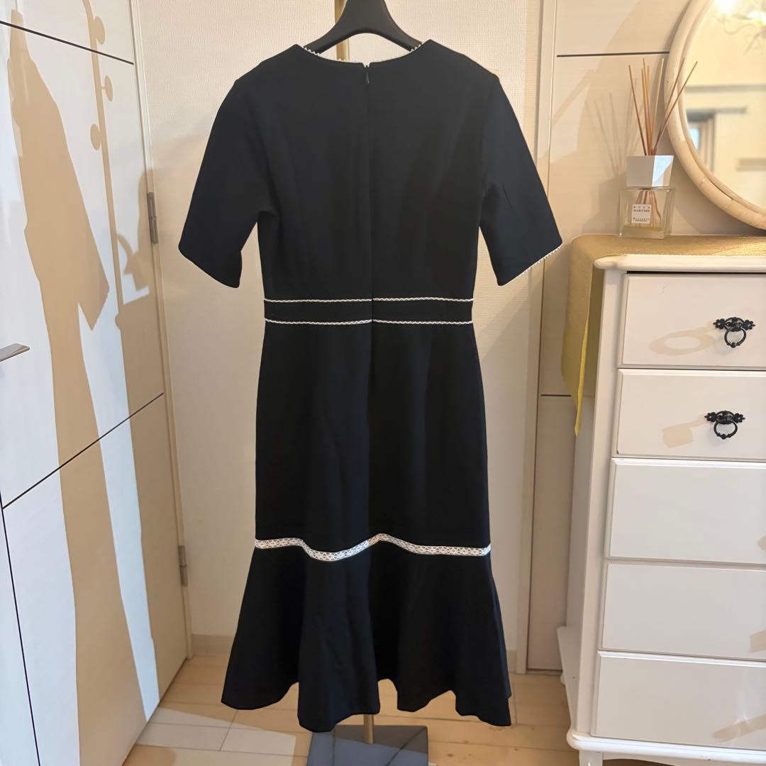M*K様 定価25300円美品CELFORD レース切替ワンピース 36 黒　石