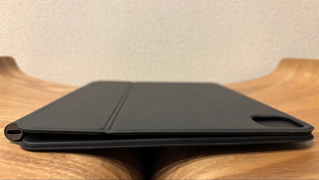 iPad Magic Keyboard A2261 11インチ 美品