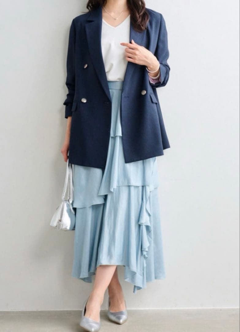 新品　未着用　stola.ダブルブレスト後ろ釦あきジャケット　ネイビー