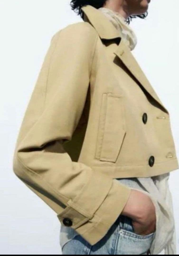m*.様 【ZARA】ショートトレンチコート ダブルブレストトレンチコート