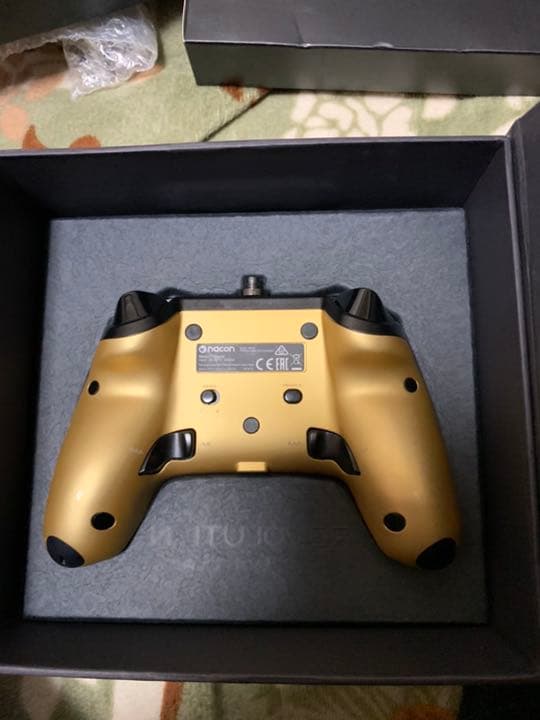 PS4 ワイヤレスコントローラー