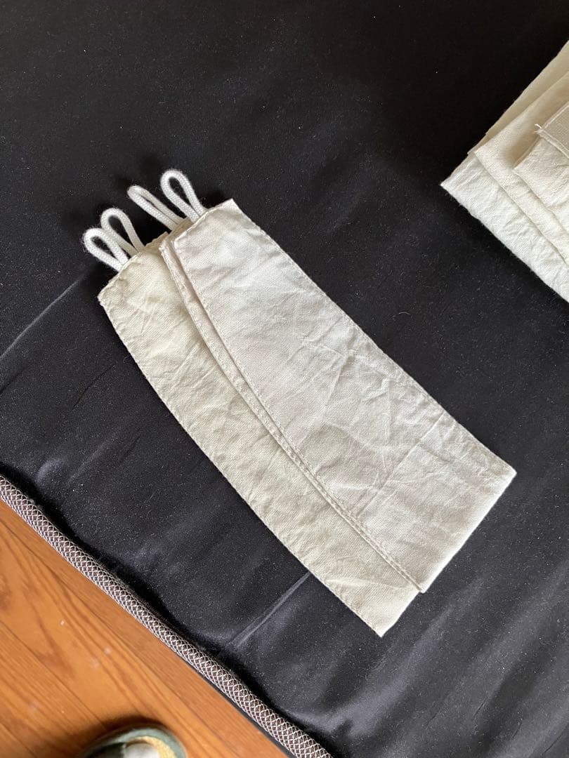 shio　無印良品　洗いざらし綿生地カーテン　4枚セット
