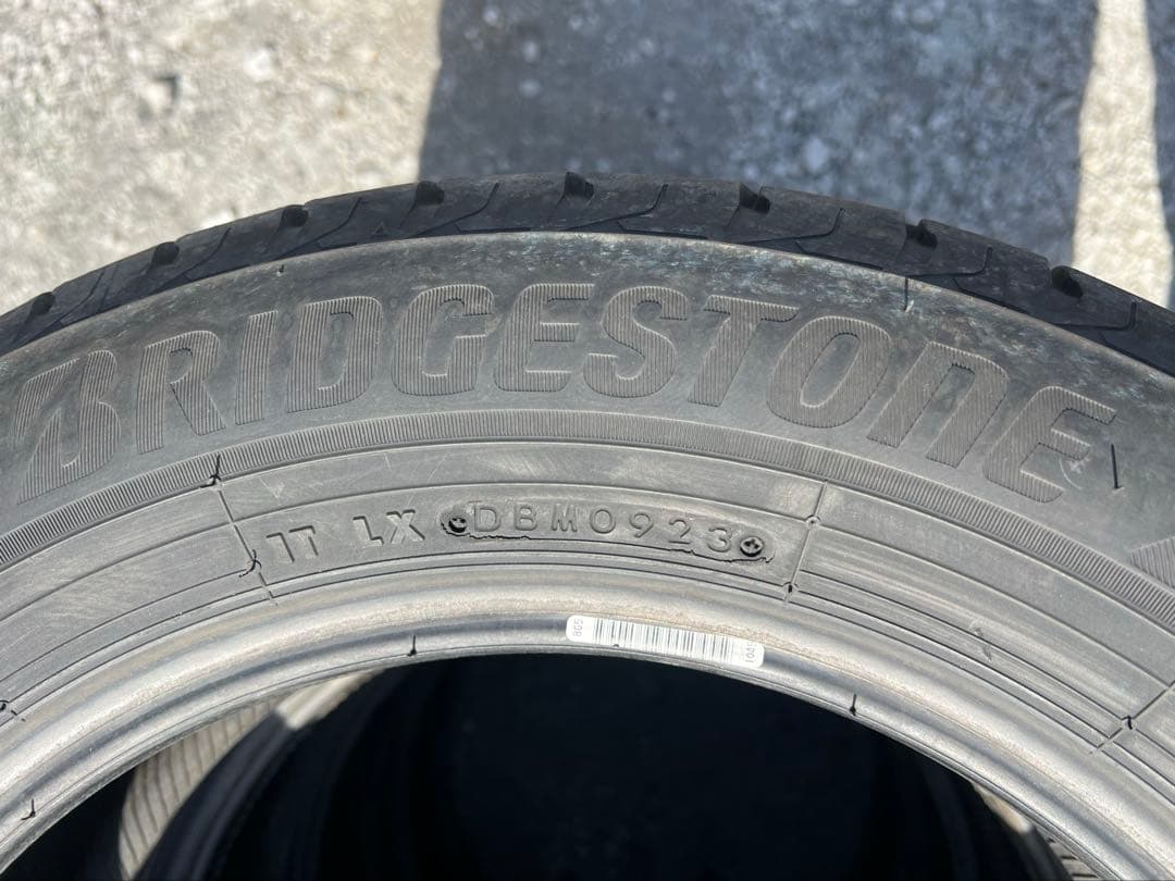 ブリヂストン　ニューノ　185/65r15 23年製　4本　バリ山　美品