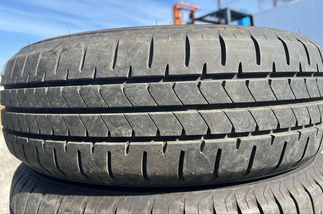 ブリヂストン　ニューノ　185/65r15 23年製　4本　バリ山　美品