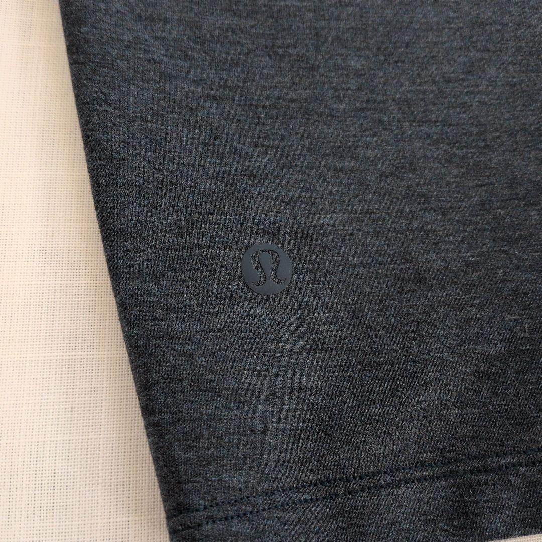 【新品未使用】lululemon　長袖シャツ