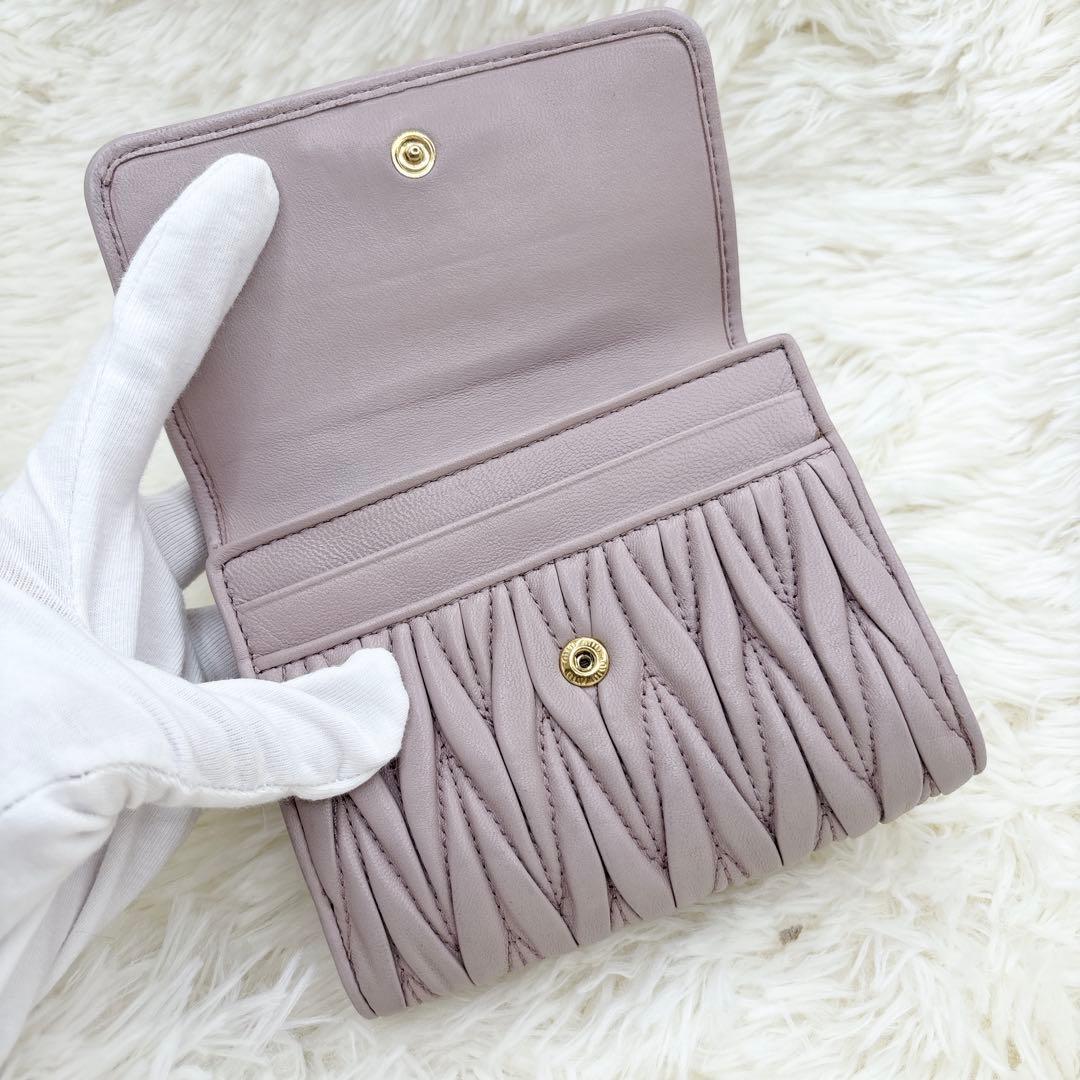極美品✨miu miu マテラッセ 折り財布 コンパクト くすみピンク